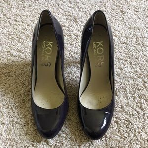 KORS by Michael Kors Glitter Pump - Plum